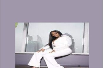 MASTERING BNB - Alexia Wright