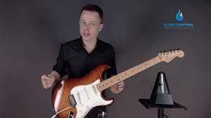 Claus Levin - THE ECONOMY PICKING EXPERIENCE