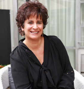 Jennifer Abraham Rust – Retail Roadmap To Financial Success