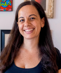 Tatiana Figueiredo - Build a community business